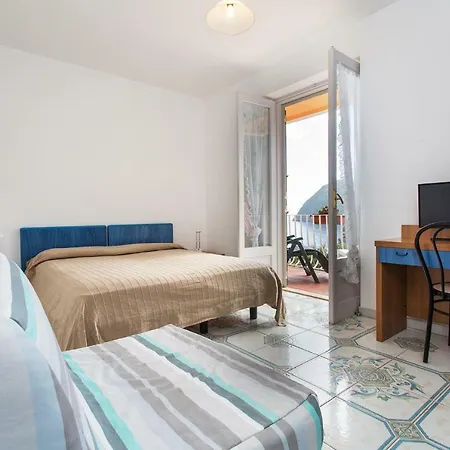 L'eros Blu Di Giulia Casa vacanze Canneto (Lipari)